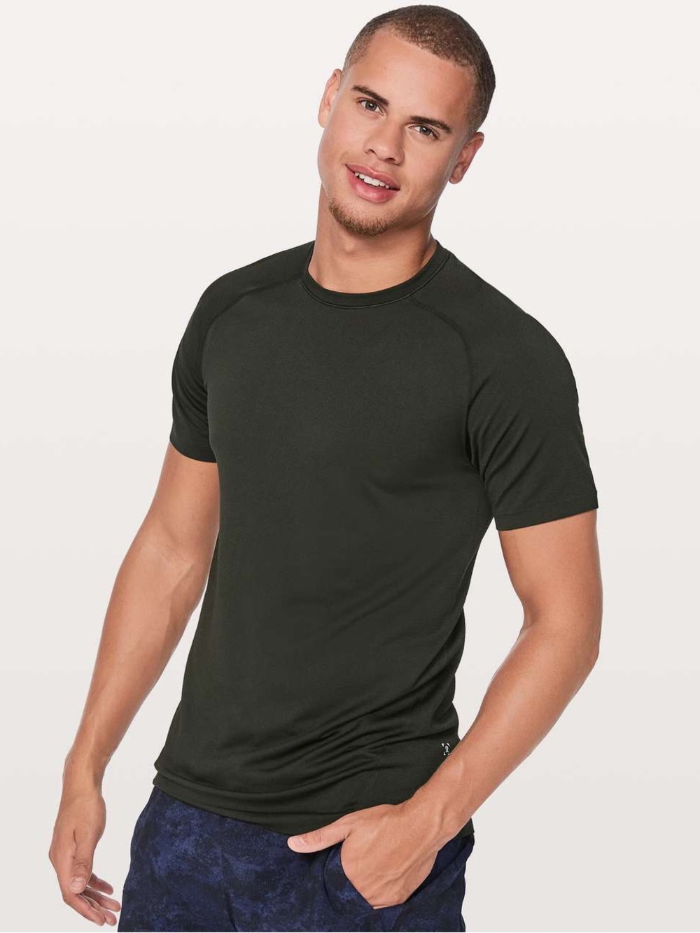 Lululemon Metal Vent Tech Shirt Mens Small Black Short Sleeve Training Tee